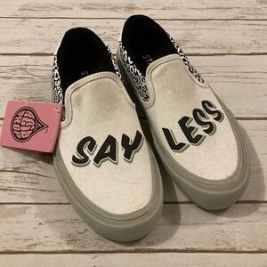 STRAYE Men’s Ventura Slip-On Skater Shoe Say Less Cream Size M6.5/W8